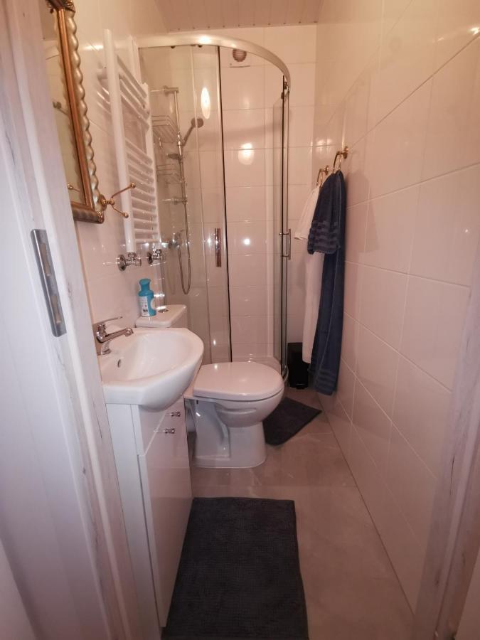 Kwatera U Zisi Hotell Miedzyzdroje Eksteriør bilde